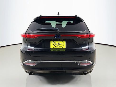 Used 2024 Toyota Venza Nightshade AWD/4WD image 7