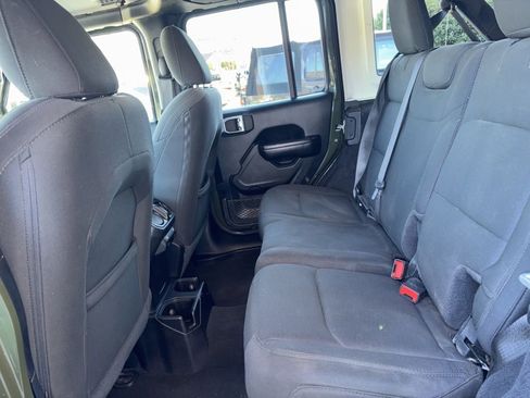 Used 2021 Jeep Wrangler Unlimited Sport S image 12