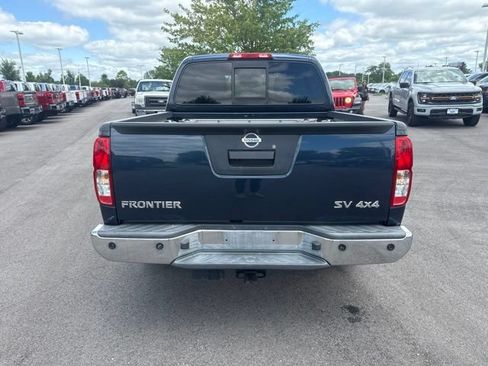 Used 2016 Nissan Frontier SV w/ SV Value Truck Package AWD/4WD image 5
