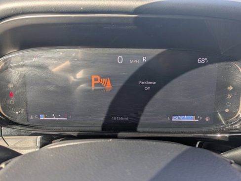 Used 2024 Jeep Wagoneer Series II image 22