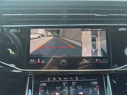 Used 2023 Audi Q7 3.0T Prestige AWD/4WD image 18