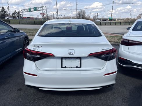 Used 2024 Honda Civic Sport image 6