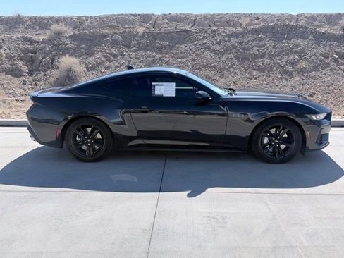 Used 2024 Ford Mustang GT RWD image 4