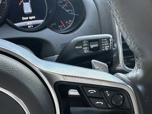 Used 2016 Porsche Cayenne AWD/4WD image 26