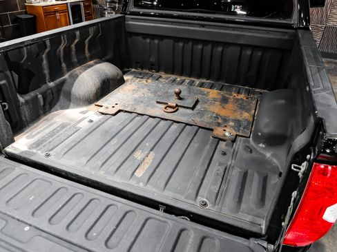 Used 2019 Toyota Tundra SR5 w/ SR5 Upgrade Package AWD/4WD image 61