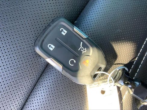 Used 2021 GMC Acadia Denali w/ Denali Technology Package image 14