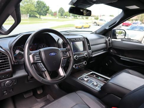 Used 2021 Ford Expedition Max Limited AWD/4WD image 9