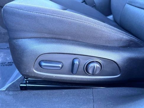 Used 2024 Chevrolet Malibu LT FWD image 11