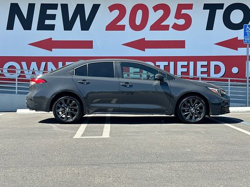 New 2026 Toyota Corolla SE image 6