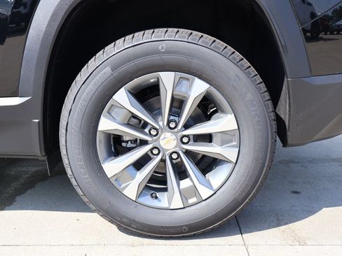 New 2027 Chevrolet Equinox LT w/ Convenience Package II AWD/4WD image 40