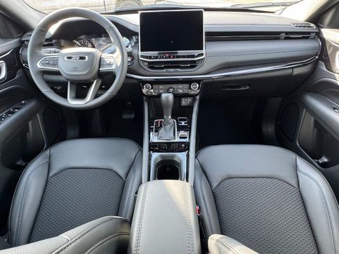 New 2026 Jeep Compass Latitude AWD/4WD image 7