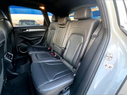 Used 2017 Audi Q5 2.0T Premium Plus w/ Technology Package image 21