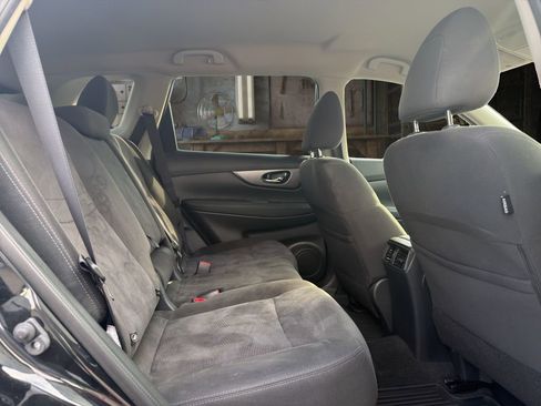 Used 2016 Nissan Rogue SV AWD/4WD image 18