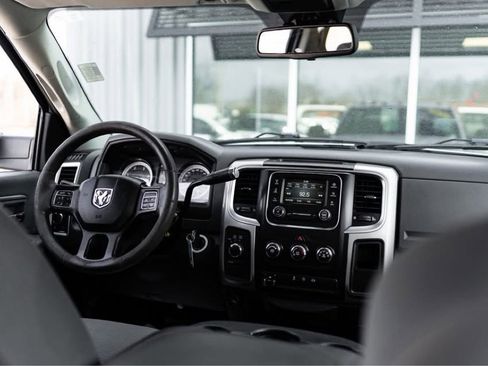 Used 2016 RAM 3500 SLT image 4