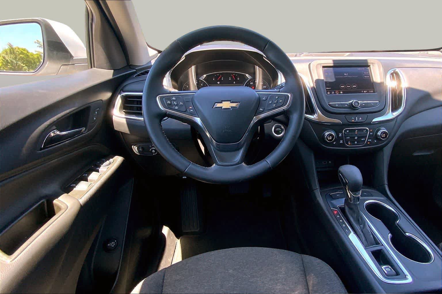 Used 2024 Chevrolet Equinox LT AWD/4WD image 6