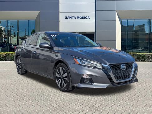 Used 2019 Nissan Altima 2.5 SL FWD image 7