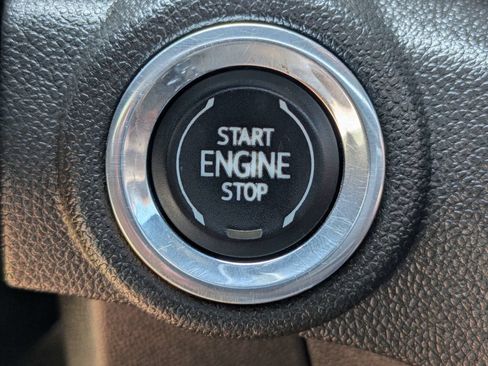 Used 2022 Chevrolet TrailBlazer ACTIV FWD image 32