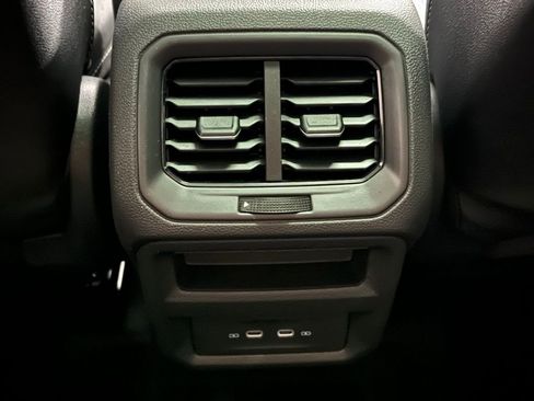 New 2026 Volkswagen Taos SEL AWD/4WD image 11