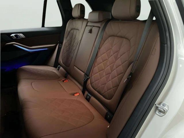Used 2026 BMW X5 xDrive40i AWD/4WD image 66