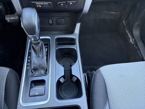 Used 2018 Ford Escape SE w/ SE Sync 3 Package image 23