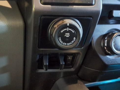 Used 2018 Ford F150 XLT w/ Equipment Group 302A Luxury AWD/4WD image 24