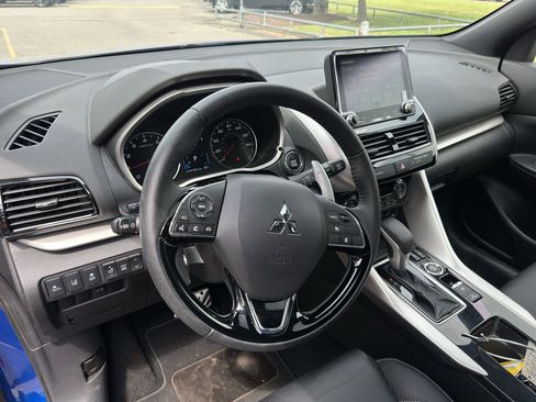 Used 2025 Mitsubishi Eclipse Cross AWD image 19