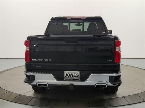 Used 2019 Chevrolet Silverado 1500 LTZ image 7