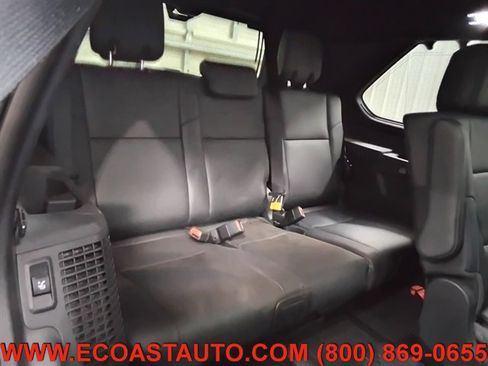 Used 2023 Toyota Sequoia Platinum image 17
