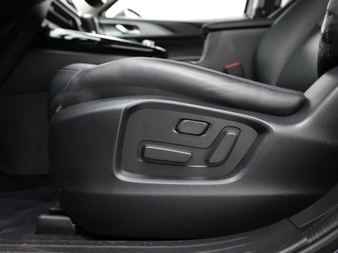 Used 2022 MAZDA CX-9 Touring AWD/4WD image 15