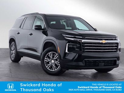 Used 2024 Chevrolet Traverse LT