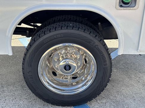 New 2026 Ford F550 4x4 Crew Cab Super Duty image 6