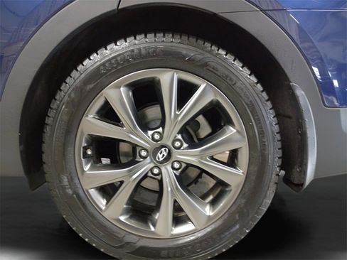 Used 2017 Hyundai Santa Fe Sport w/ 2.0T Ultimate Tech Package 05 image 30