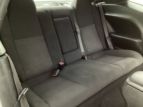 Used 2019 Dodge Challenger SXT RWD image 21