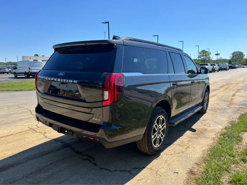 New 2026 Ford Expedition Max Active AWD/4WD image 3