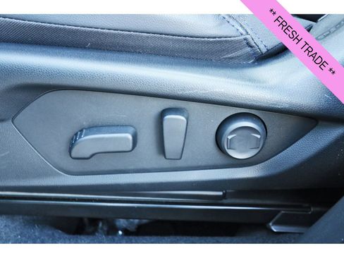 Used 2025 Subaru Forester Premium w/ Convenience Package #1 AWD/4WD image 29