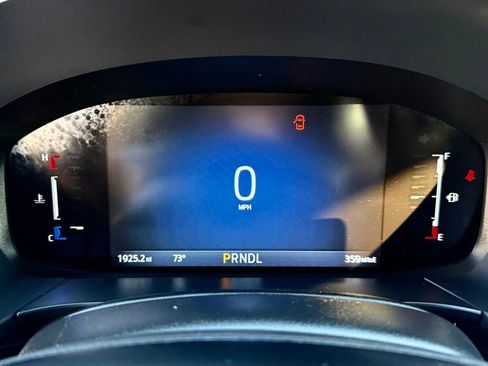 Certified 2025 Ford Escape ST-Line w/ Equipment Group 301A image 19