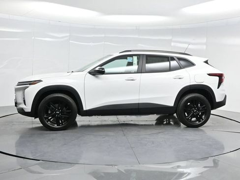 Used 2026 Chevrolet Trax ACTIV FWD image 49