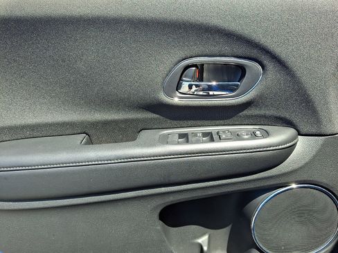 Certified 2022 Honda HR-V EX image 11
