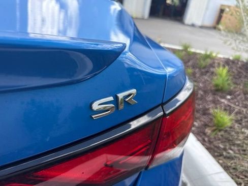 Used 2022 Nissan Sentra SR FWD image 5