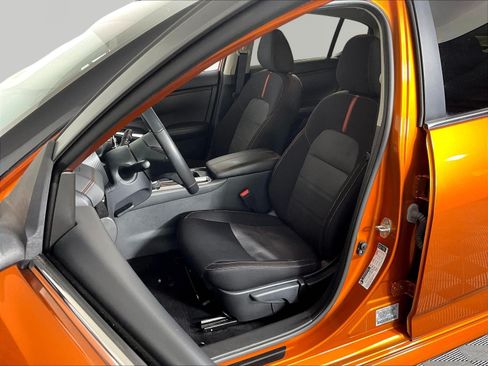 Used 2024 Nissan Sentra SR FWD image 21