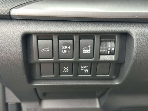 Certified 2023 Subaru Forester Premium AWD/4WD image 32