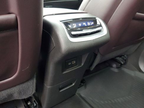 Used 2023 Cadillac XT6 Premium Luxury w/ Technology Package image 32