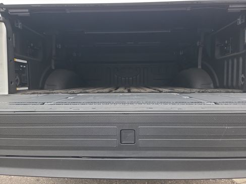 Used 2023 Ford F150 Limited image 22