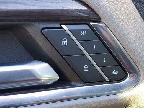 Used 2024 Chevrolet Silverado 2500 LTZ w/ LTZ Convenience Package image 26