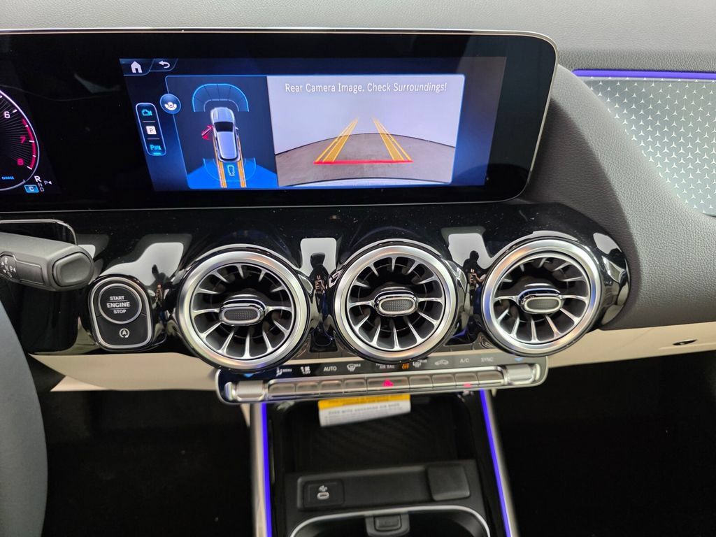 New 2026 Mercedes-Benz GLA 250 image 16