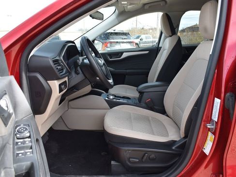 Used 2022 Ford Escape SE w/ Convenience Package image 9