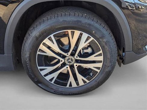 Used 2025 Mercedes-Benz GLA 250 image 9
