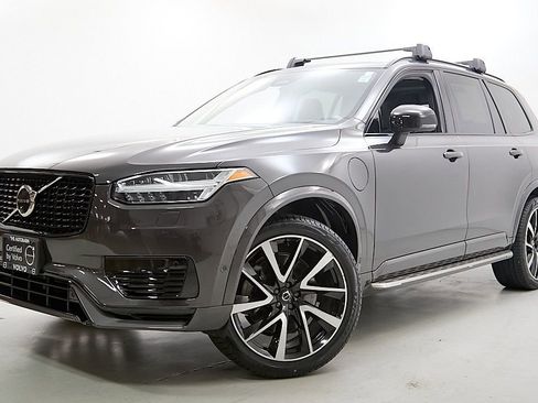 Certified 2023 Volvo XC90 T8 Ultimate image 2