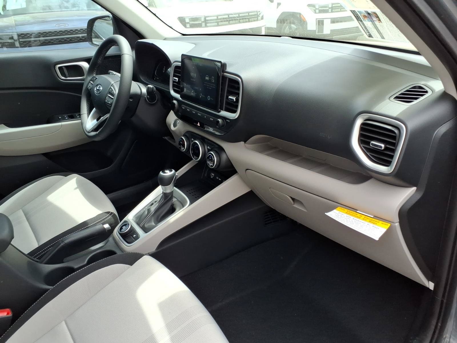 New 2026 Hyundai Venue SEL FWD image 6