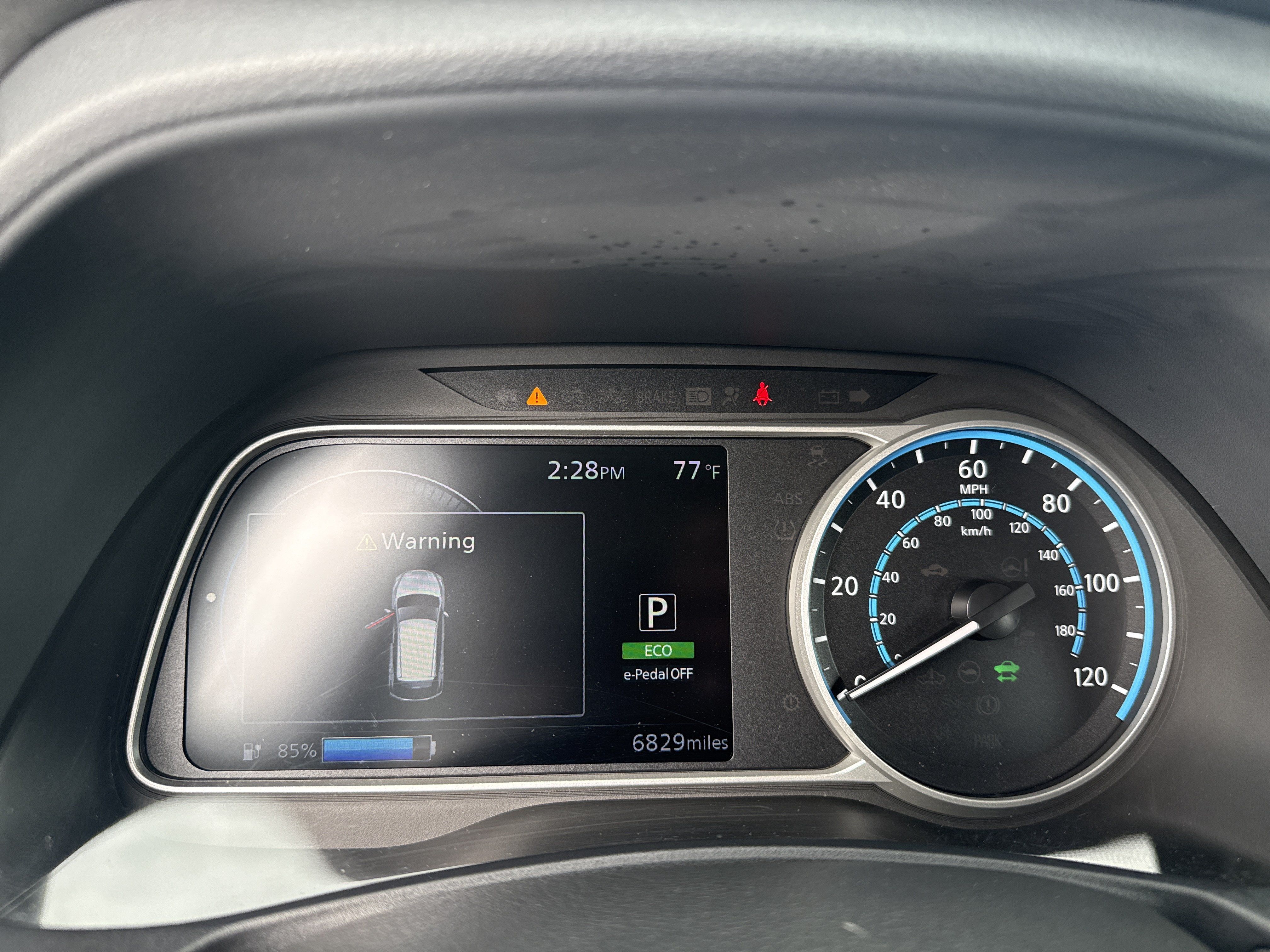 Certified 2025 Nissan Leaf S FWD image 3